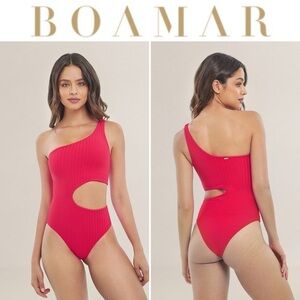 Boamar Kira Red One-Shoulder Cut Out Swimsuit Sz S 192$